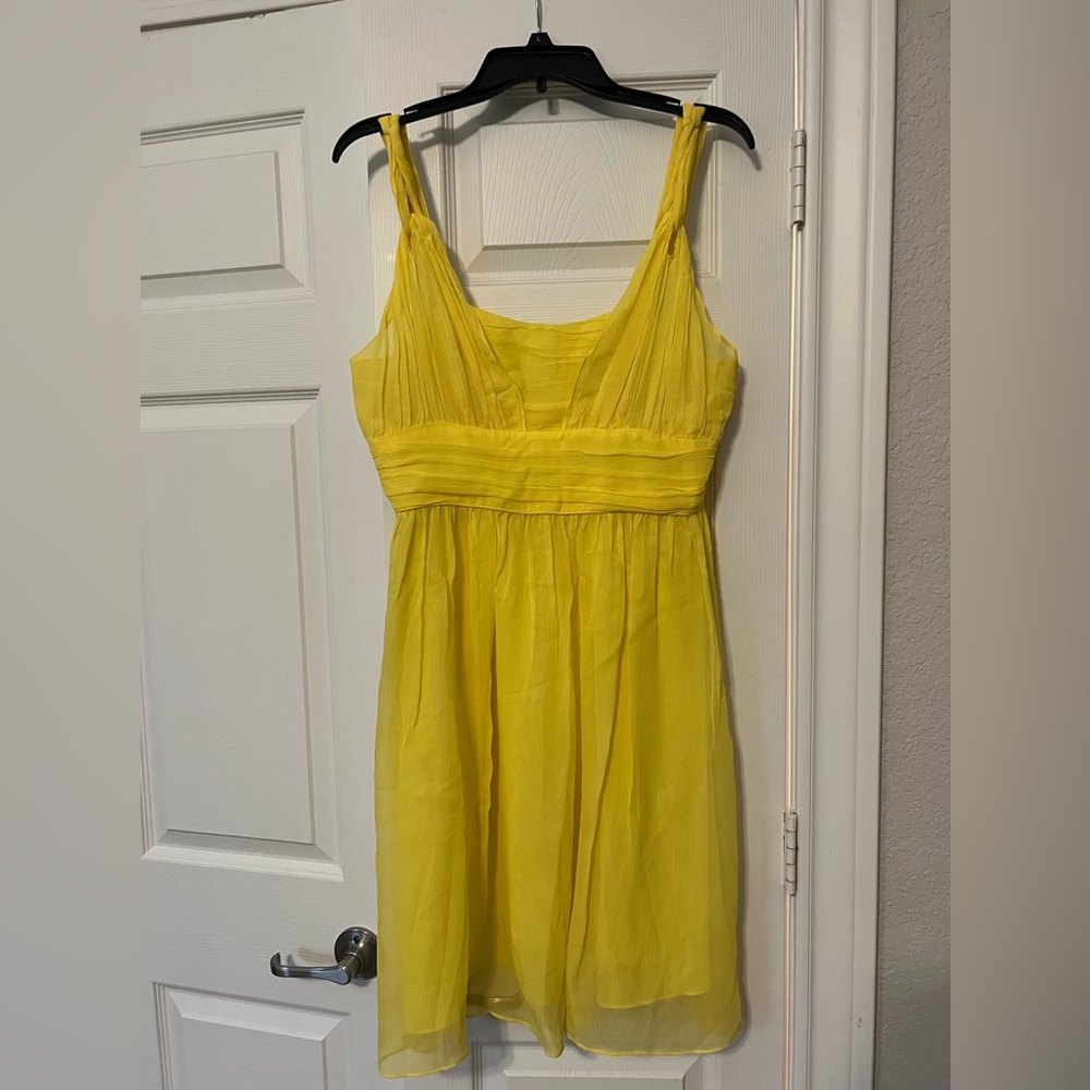 Beautiful vibrant yellow Banana Republic dress size 8